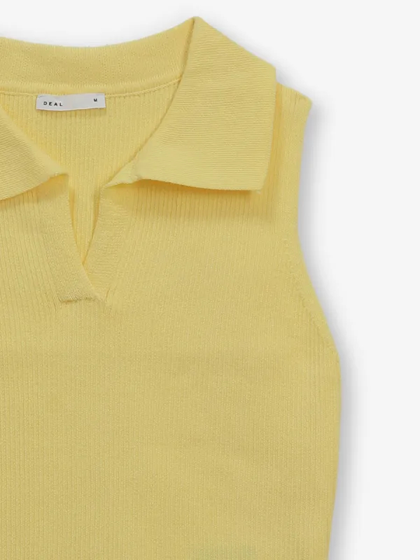 DEAL yellow plain knitted crop top