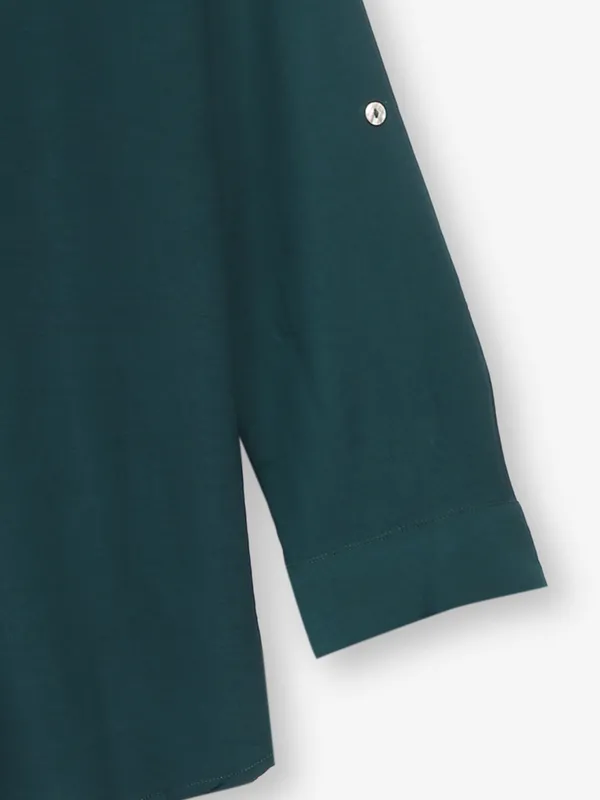 Deep green silk plain top