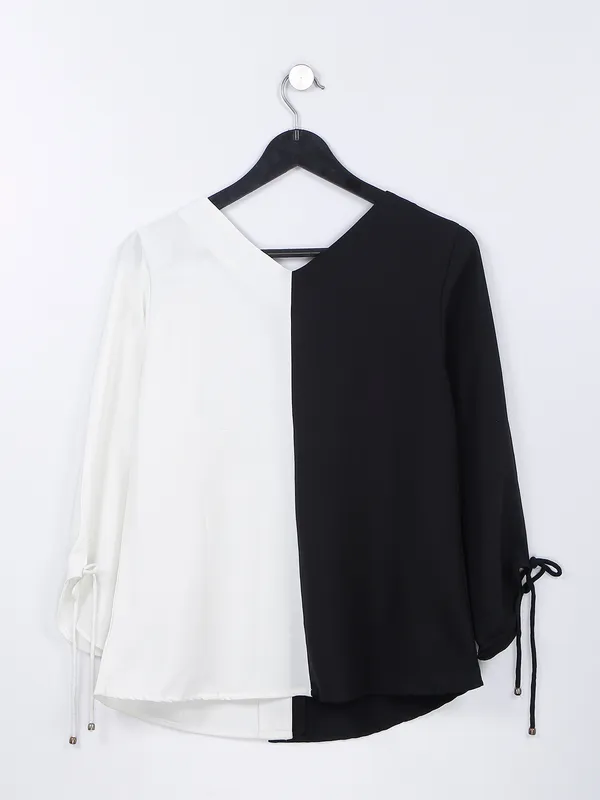 Desi Belle black and white cotton t shirt