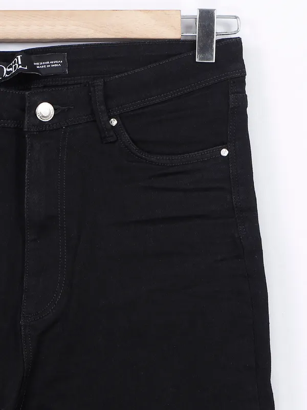 Desi Belle black solid jeans