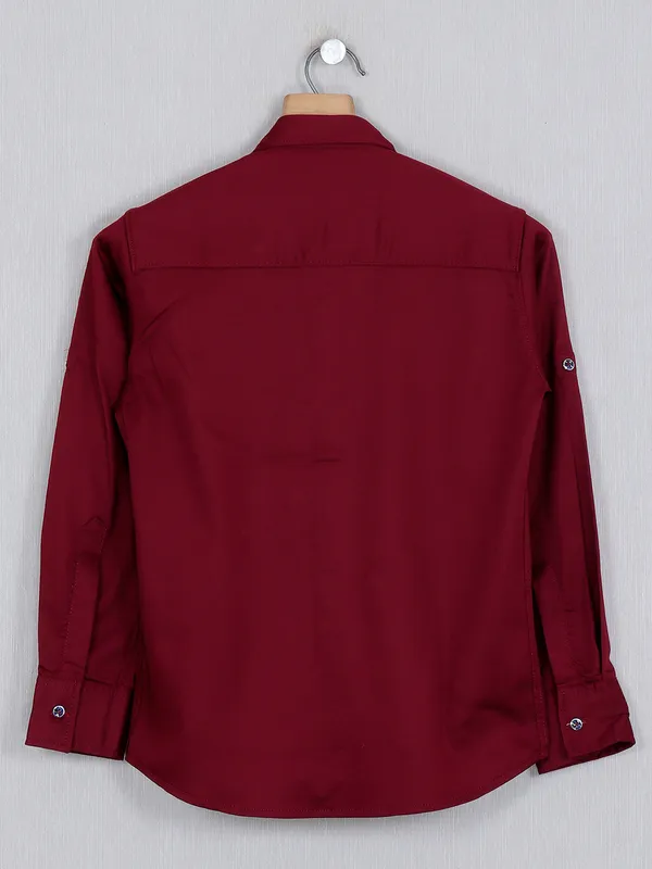 DNJS solid maroon pattern casual shirt