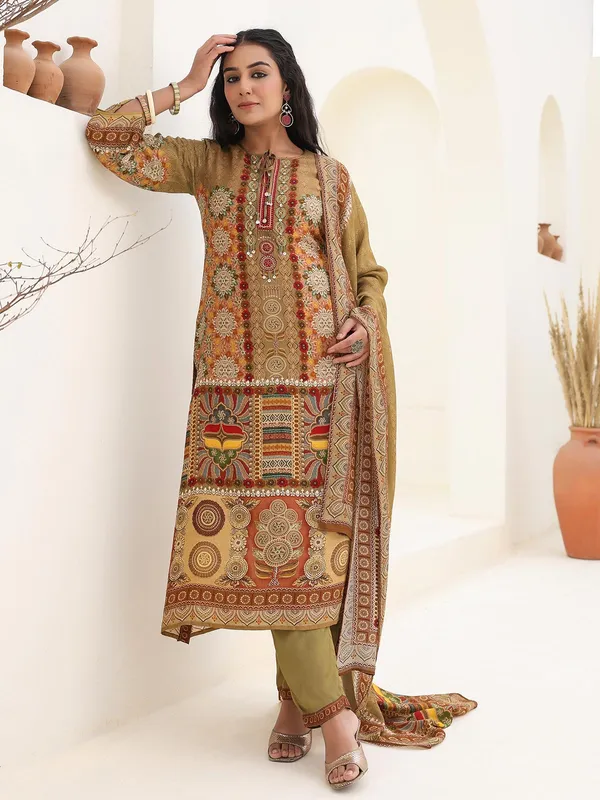 Dola silk kurti set in printed olive