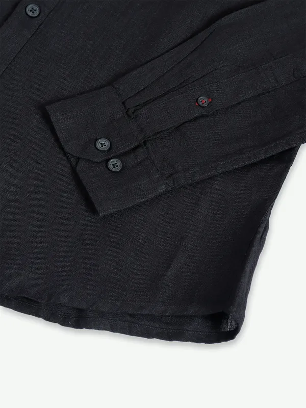 Dragon Hill linen black plain shirt