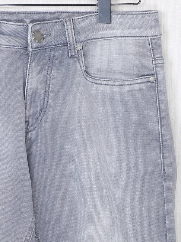 Dragon Hill slim tapered fit washed grey denim jeans