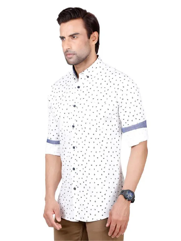 Dragon Hill white printed shirt