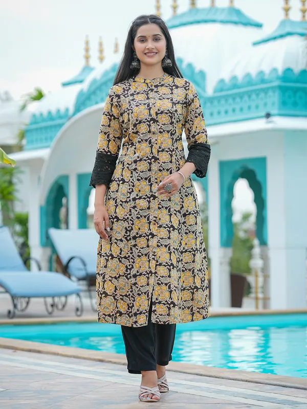 Elegant black cotton printed kurti