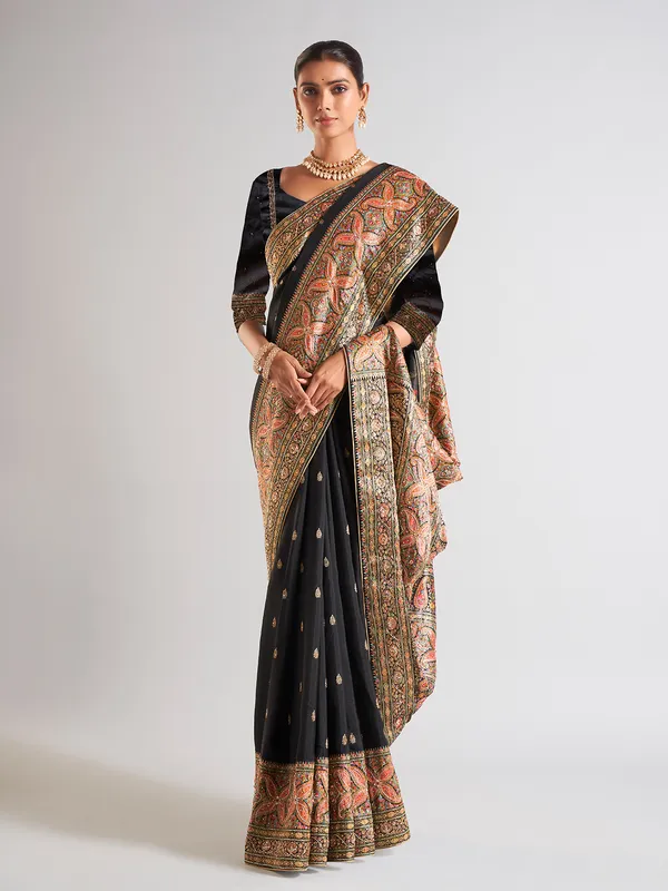 Elegant black silk saree for wedding