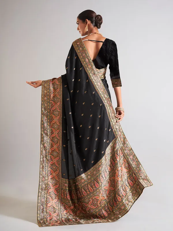 Elegant black silk saree for wedding