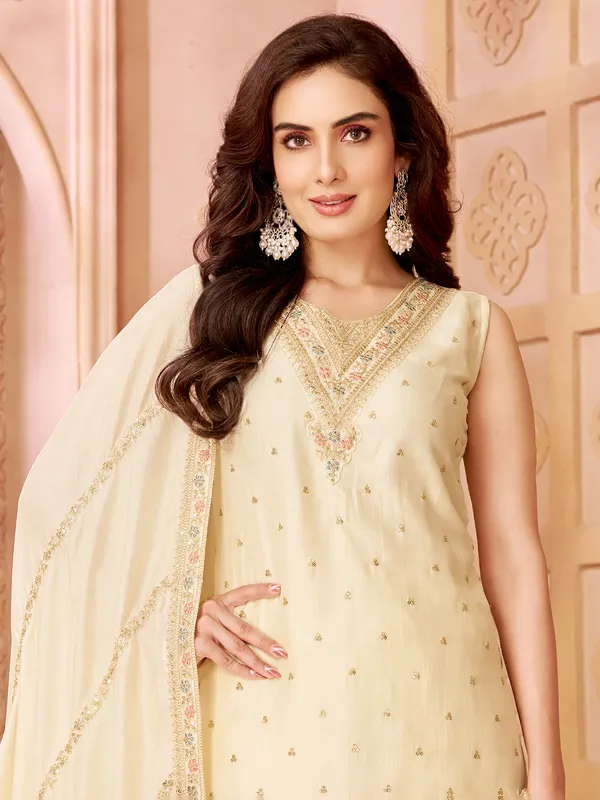 Elegant cream silk salwar suit with dupatta
