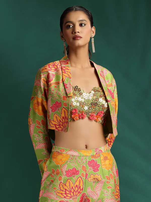 Elegant green silk palazzo suit with jacket