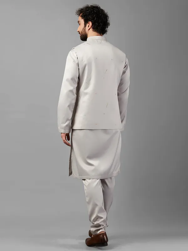 Elegant light grey silk waistcoat set