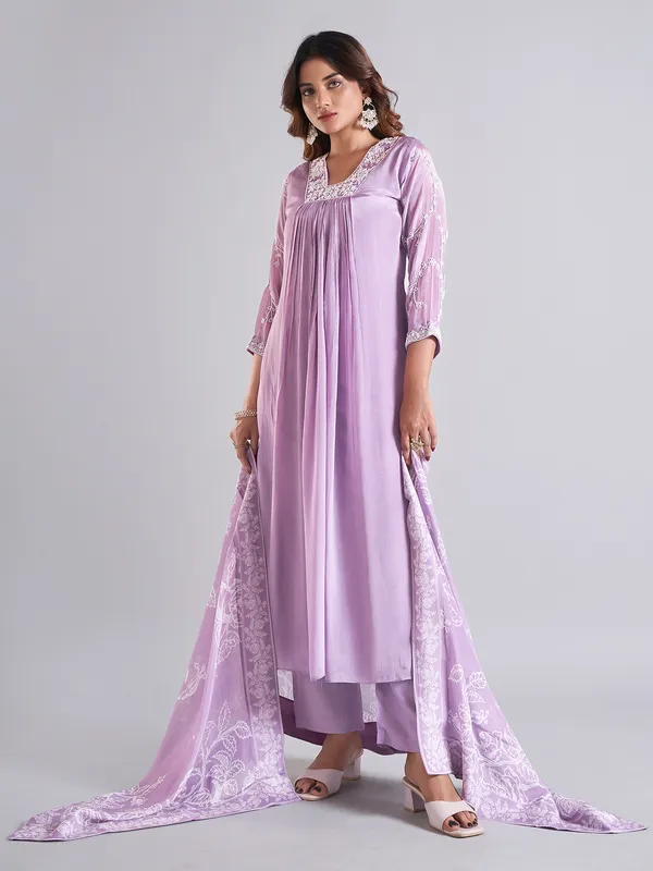Elegant light purple georgette salwar suit