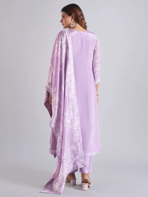 Elegant light purple georgette salwar suit