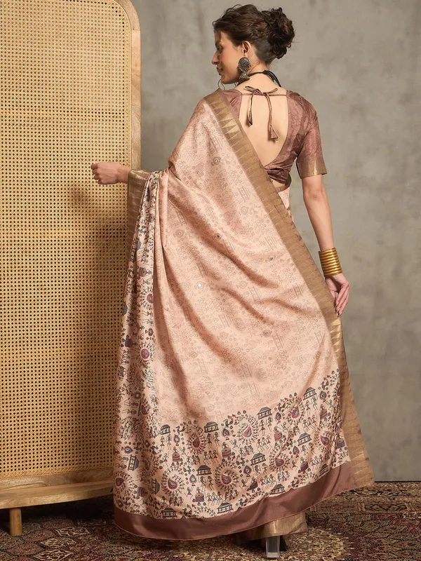 Elegant peach saree set with blouse piece