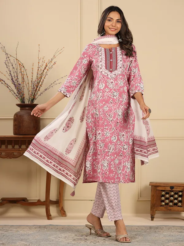 Elegant pink printed kurti set in silk