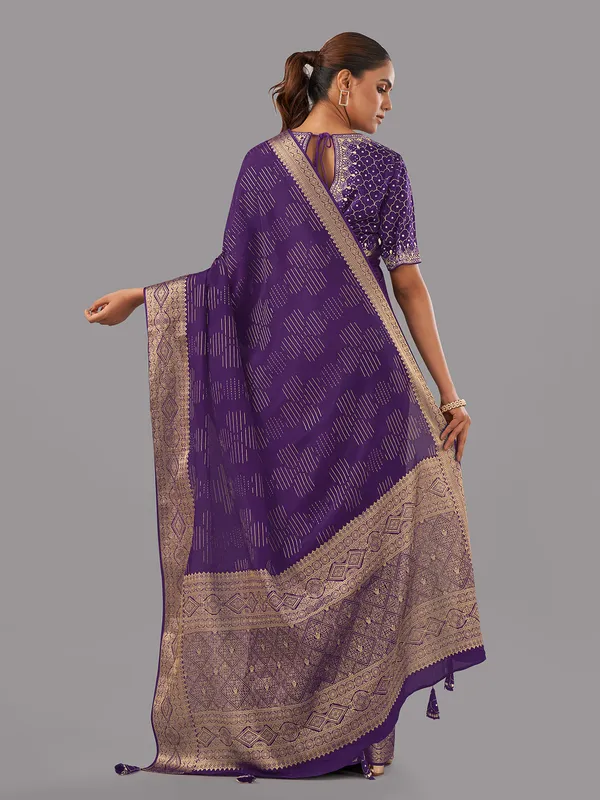 Elegant purple georgette saree