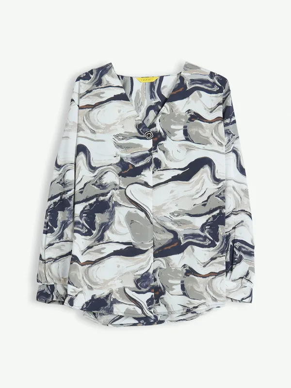 Elegant white and navy polyester top