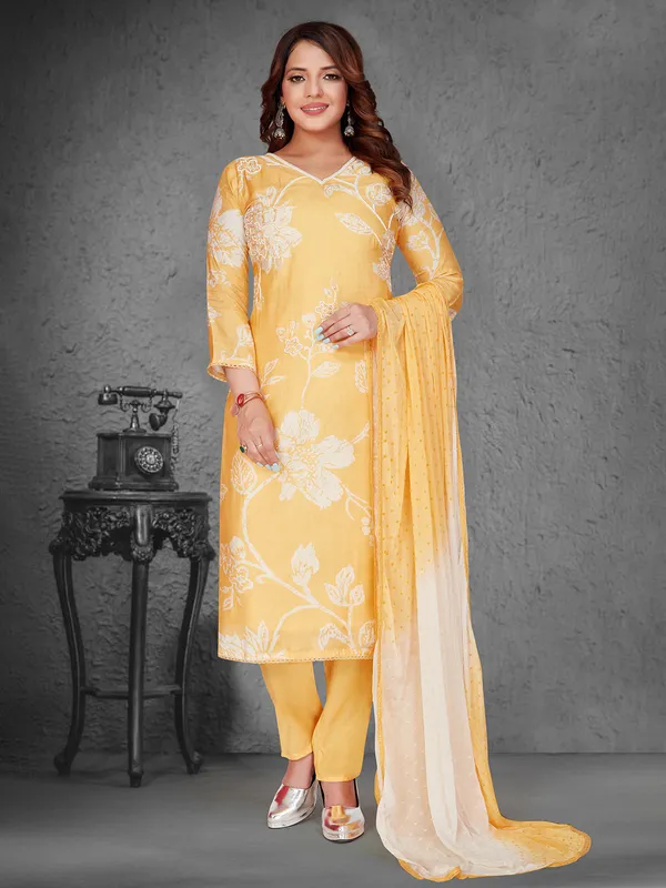 Elegant yellow floral printed kurti set