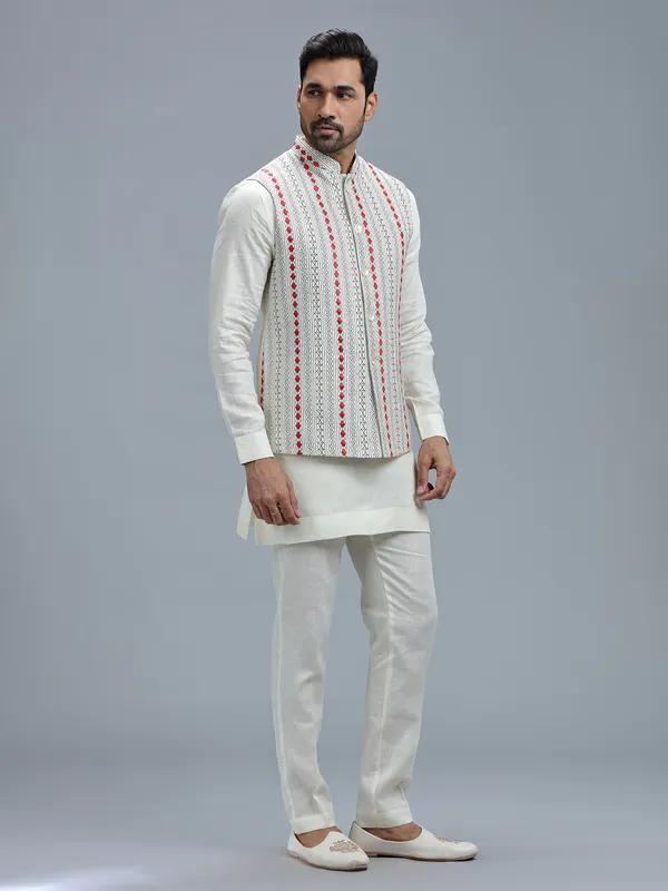 Embroidery white linen waistcoat set