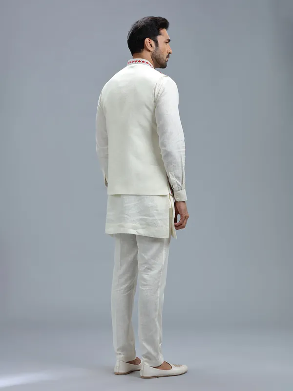 Embroidery white linen waistcoat set