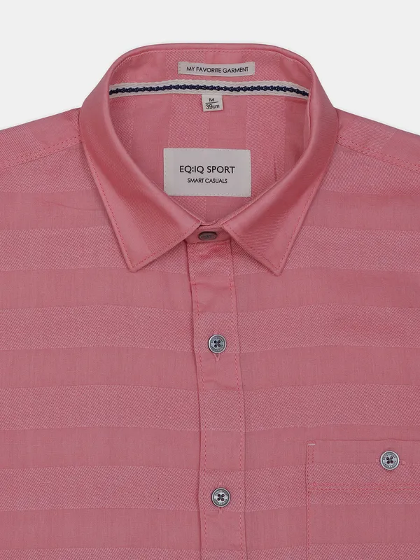 EQIQ baby pink solid casual shirt for men
