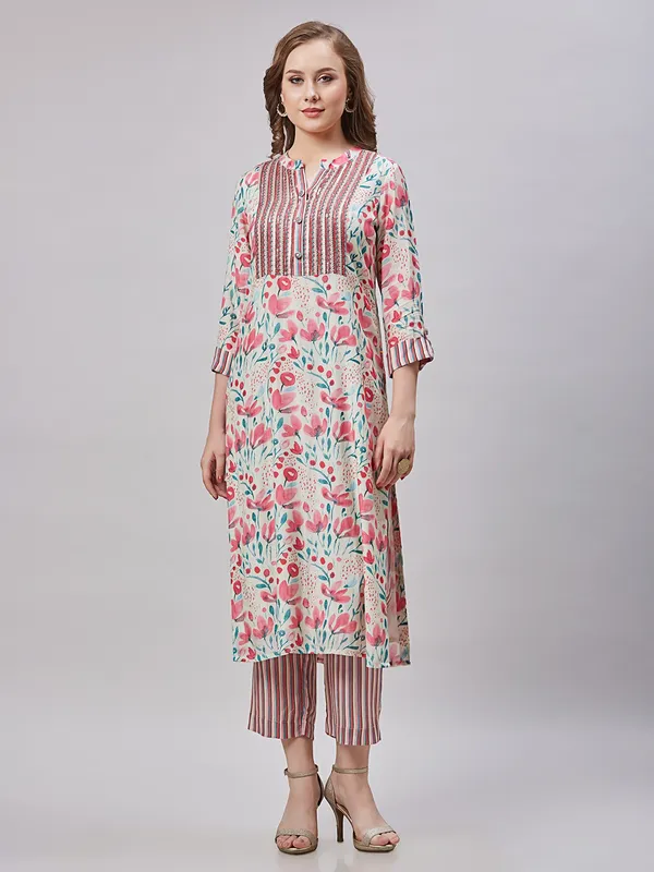 Fabulous cream silk printed kurti with pant