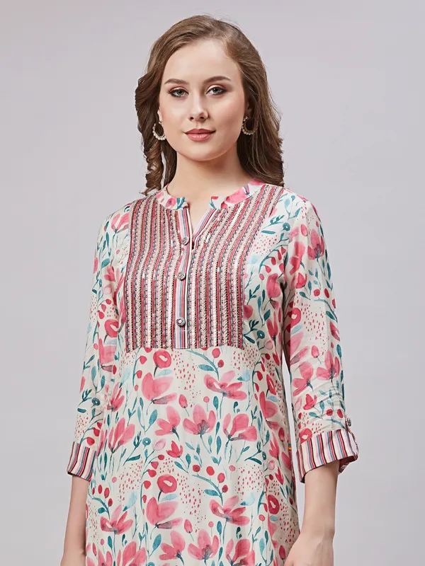 Fabulous cream silk printed kurti with pant