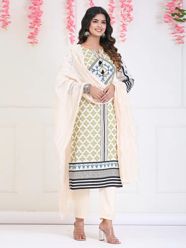 Fabulous off white printed kurti set