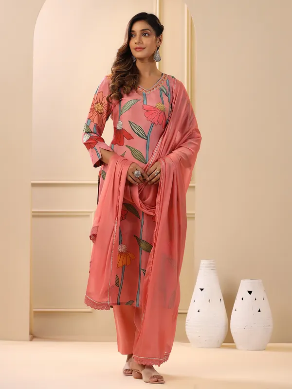 Fabulous peach floral printed kurti set