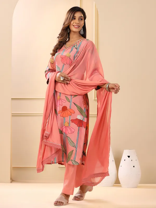 Fabulous peach floral printed kurti set