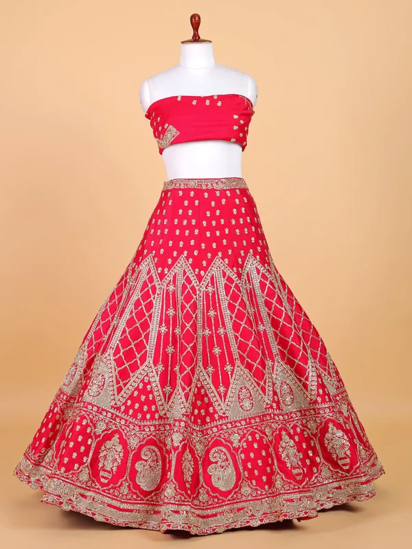 Fabulous Rani lahenga choli for bridal