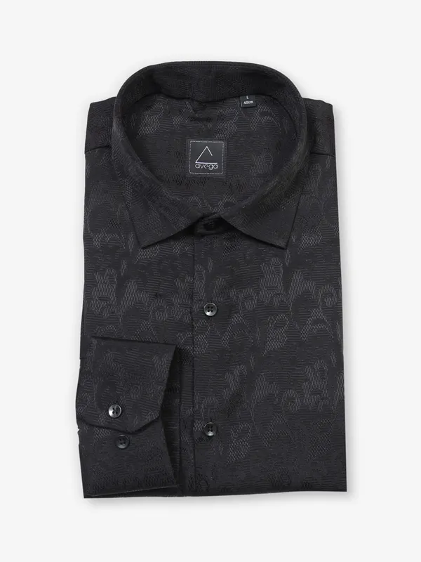 Fascinating black shirt in textured cotton