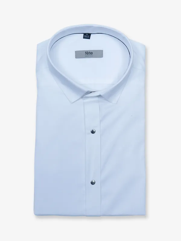 Fete plain white shirt