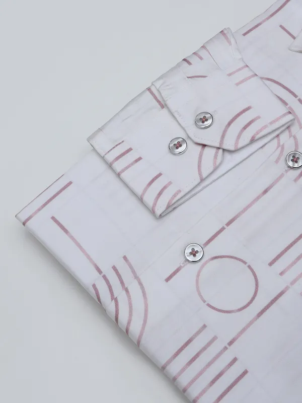 Fete red and white cotton printed shirt