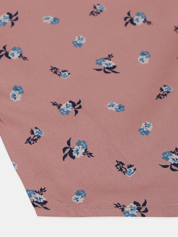 Flirt printed style peach slim fit shirt for men