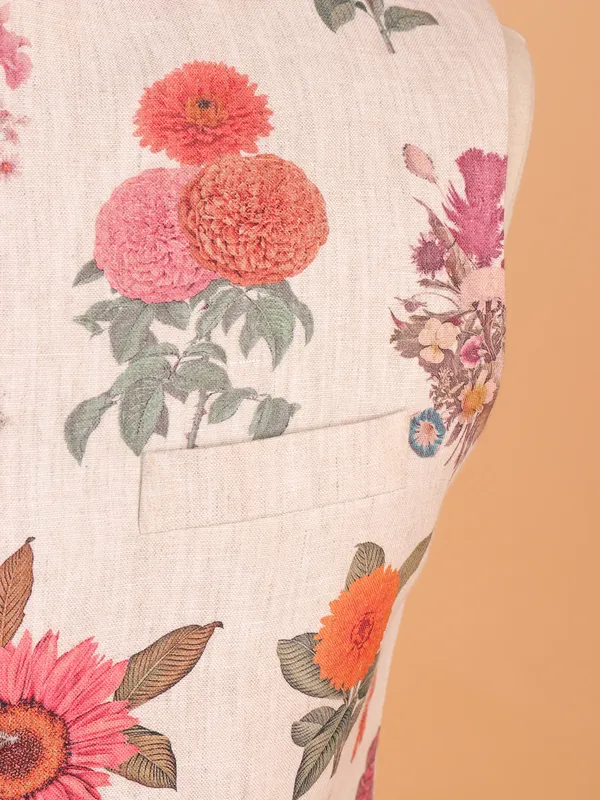 Floral printed cream waistcoat in tarry rayon
