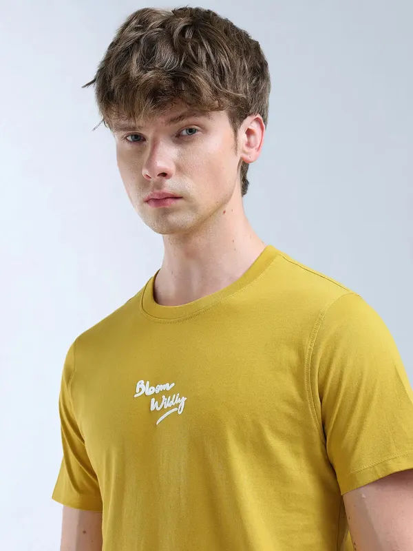 FLYING MACHINE mustard yellow printed slim fit t-shirt