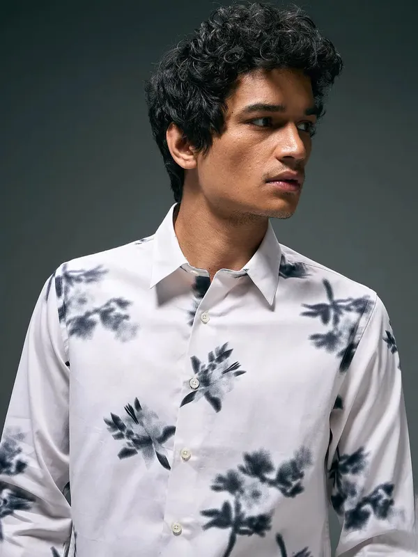 FLYING MACHINE printed white cotton casual shirt for men