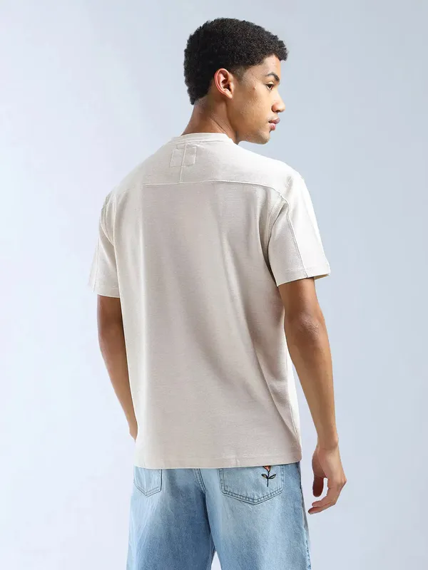 FLYING MACHINE solid beide cotton t-shirt
