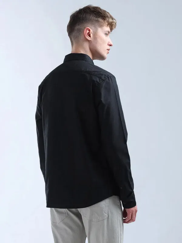 FLYING MACHINE solid black slim fit cotton casual shirt