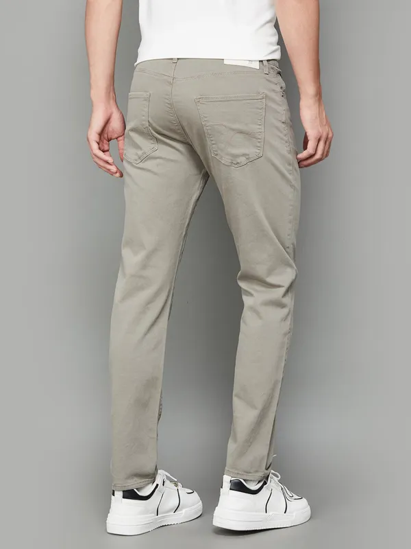 FLYING MACHINE solid ecru beige mens jeans