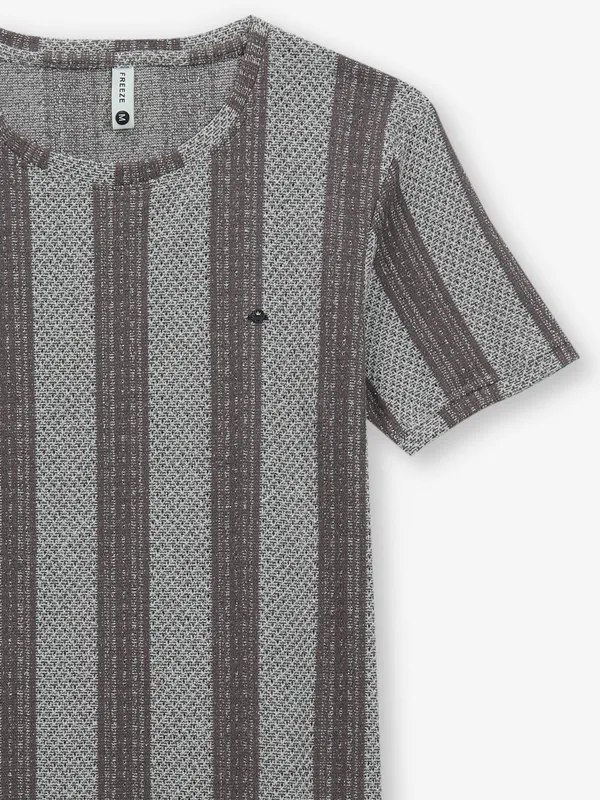FREEZE off-white and brown stripe t-shirt