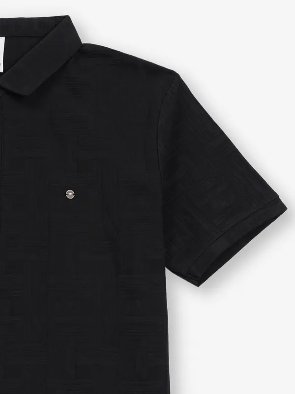 FREEZE textured black slim fit polo t-shirt