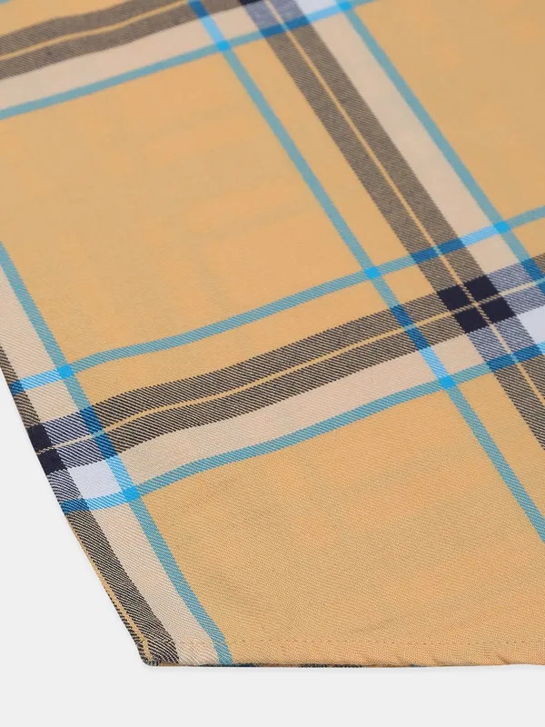Frio casual cotton shirt in orange color with checks print