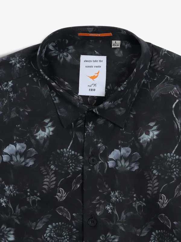 FRIO cotton black printed casual shirt