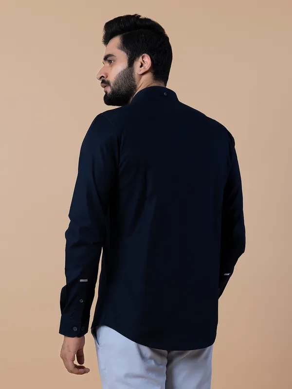 Frio navy palin cotton slim fit casual shirt