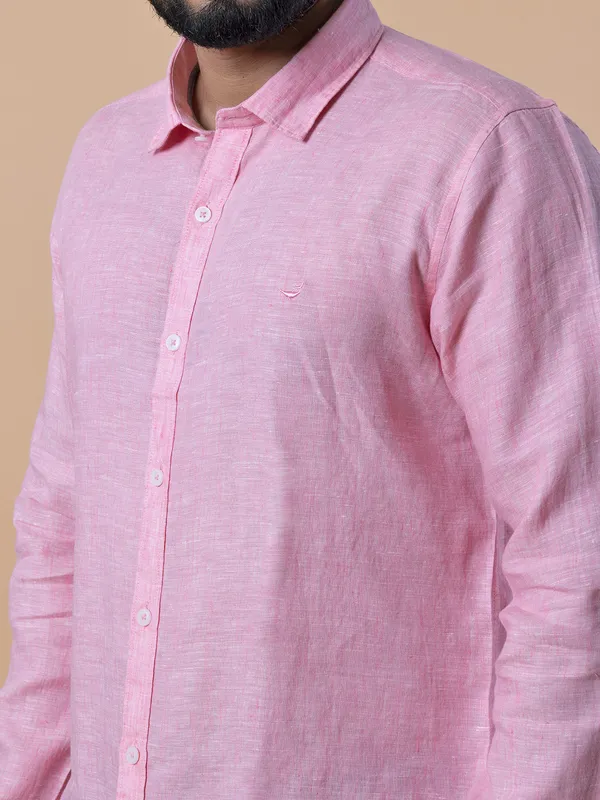 Frio plain dark pink linen shirt