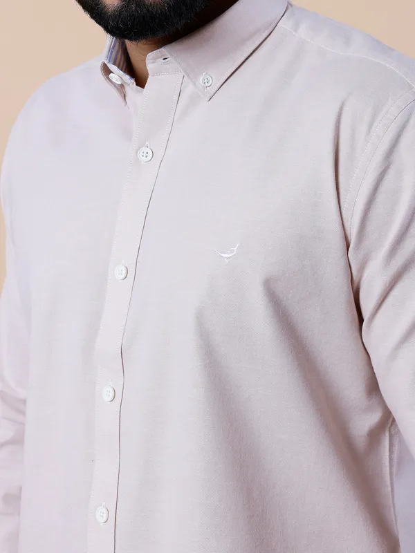 Frio solid fawn beige casual shirt in cotton