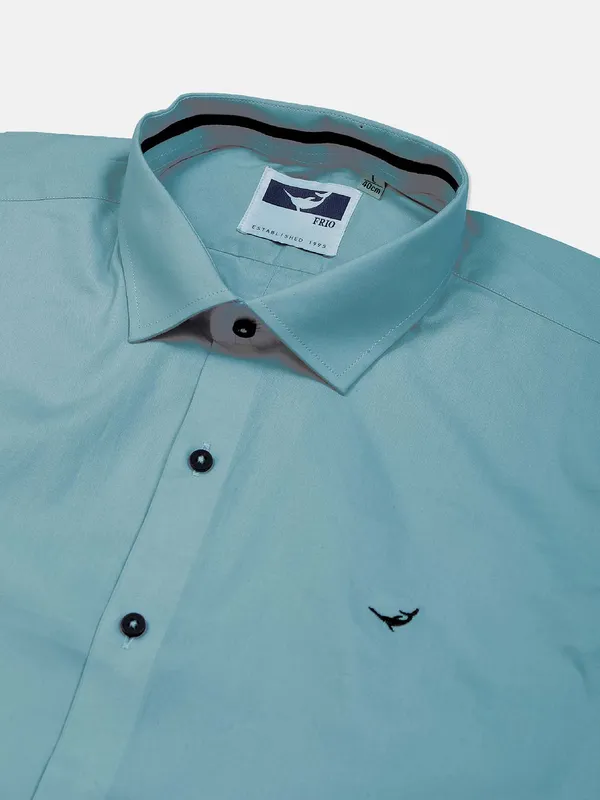 Frio teal green solid cotton shirt