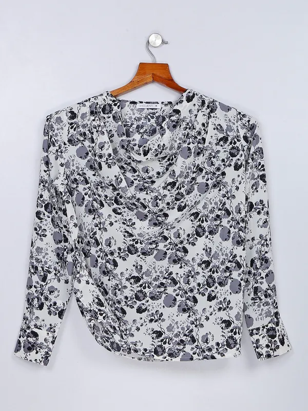 Full sleeves white and grey printed top